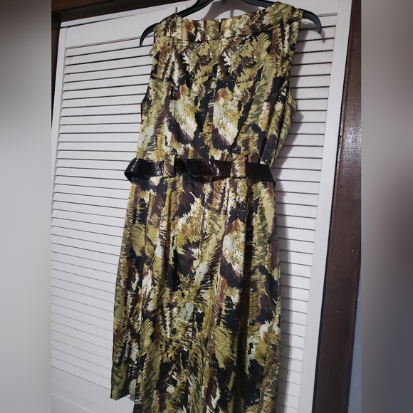 Dress Barn Woman Belted Sleeveless Dress 16 - Picture 4 of 7